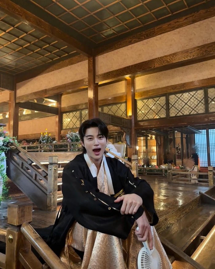 Beauties, siapa di sini yang penggemar berat drama Korea? Kalau kamu termasuk salah satunya, besar kemungkinan kamu tahu atau pernah mendengar drakor berjudul &lsquo;Perfect Crown&rsquo;./ Foto: instagram.com/byeonwooseok