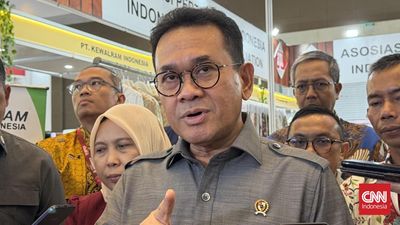 Mendag Pastikan HET Minyak Goreng Ditahan Meski Plastik Kian Mahal