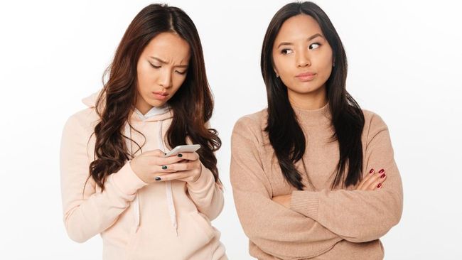 Hati-hati! Ini 9 Tanda Orang Iri dengan Kesuksesanmu