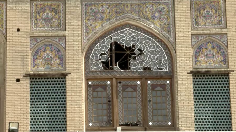Istana Golestan nan terdaftar sebagai Situs Warisan Dunia UNESCO di Teheran dan kompleks Sa'dabad termasuk di antara situs-situs nan rusak. (Reuters TV)