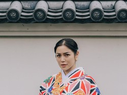 Kocaknya Jessica Iskandar Saat Coba Usir Setan yang Merasuki Karyawannya