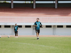 PSIM 9 Laga Tanpa Menang, Van Gastel Tegur Pemain Terlalu Santai