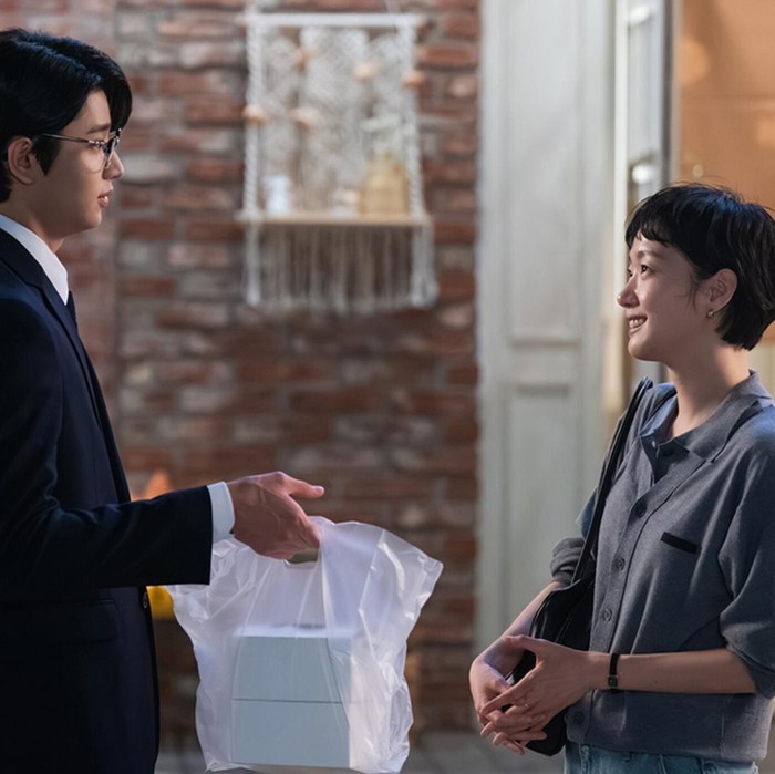 Kisah cinta ringan Kim Yu Mi di setiap musimnya selalu berhasil menarik perhatian publik karena penyajiannya yang sangat dekat realita. Oleh karena itu, setiap kisah cinta Kim Yu Mi selalu membuat penonton merasa terikat dengan pengalaman serupa.