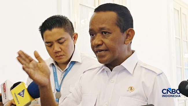 Bahlil Pastikan Harga BBM Subsidi Tidak Akan Naik Sampai Akhir Tahun