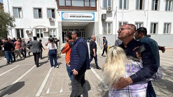 FOTO: Siswa 14 Tahun Tembaki Sekolah di Turki, 9 Orang Tewas