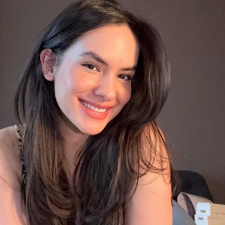 <p>Namun, kini sang artis sedang berusaha membangun kembali rasa percaya dirinya. &ldquo;Tapi itu normal banget. Sangat senang bisa perlahan-lahan kembali dari <em>flamingo era </em>saya,&rdquo; tuturnya.&nbsp;(Foto: Instagram @steffizamoraaa)</p>