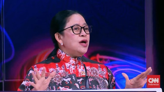 Ketua DPR RI, Puan Maharani memberikan pemaparan dalam The Big Idea Forum dengan tema Daya Perempuan: Merawat Kehidupan, Memimpin Perubahan di Jakarta, Kamis (16/4/2026).