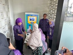 Pemkot Kediri Salurkan 35 Ton Beras Via ATM, Mbak Wali Turun Langsung