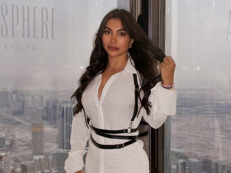 Profil Yulia Baltschun yang Kisah Rumah Tangganya Disorot