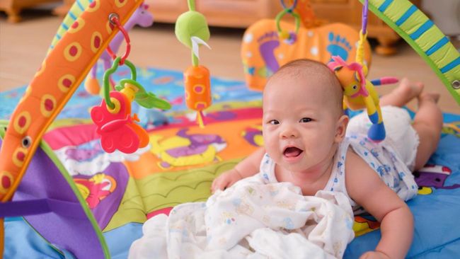 Bayi 5 Bulan Sudah Bisa Apa Saja? Ketahui Perkembangan Dan Cara Mengatasinya