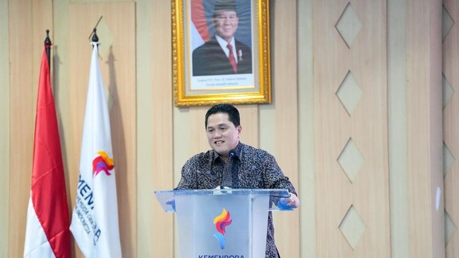 Kemenpora masuk 10 besar kementerian terpopuler dalam survei Cyrus Network. Popularitas mencerminkan kepercayaan publik terhadap program dan kebijakan mereka.