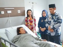Emak-emak Dibegal Siang Bolong di Medan, Tangan Disabet Sajam