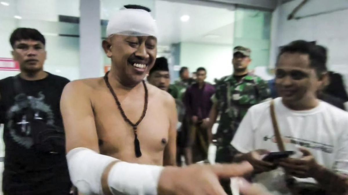 Viral Kades di Lumajang Dikeroyok-Dibacok 10 Orang, Polisi Buru Pelaku