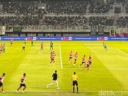 Persebaya Vs Madura United 0-1 di Babak Pertama