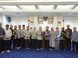 Legislator Gerindra Apresiasi Program Sekolah Gratis di Lampung