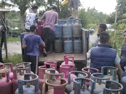 Polda Babel Bongkar Praktik Pengoplosan LPG, 4 Orang Diringkus