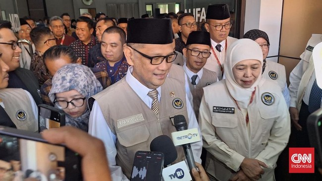Menteri Haji Gus Irfan tegur Saudia Airlines setelah pesawat haji mendarat darurat. Ia pastikan hak jemaah terpenuhi dan dorong kesiapan maskapai.