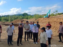 Menteri Hanif Soroti Pengawasan Sampah di Klungkung, Minta Tak Kendor dari Hulu