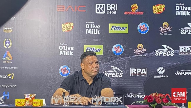 Berita legenda sepak bola dunia Ronaldo Nazario terkesan kembali ke Indonesia menjadi berita olahraga terpopuler dalam 24 jam terakhir di CNNIndonesia.com.