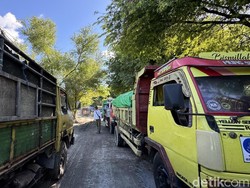 TPA Suwung Buka Lagi Hari Ini, Truk Sampah Antre