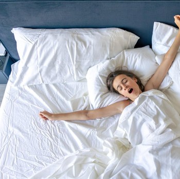 Tes Kepribadian: Sisi Tempat Tidur Favorit Bisa Ungkap Kepribadianmu, Cek Sekarang!