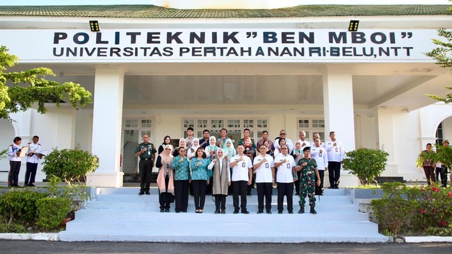 Menurut Tri Tito Karnavian, pendidikan dan pengalaman di Unhan bernilai strategis, karena tidak semua perguruan tinggi menyediakan pembelajaran serupa.