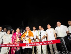 Pramono Hadiri Malam Renungan Suci di Monas: Perdamaian Harus Terus Dijaga