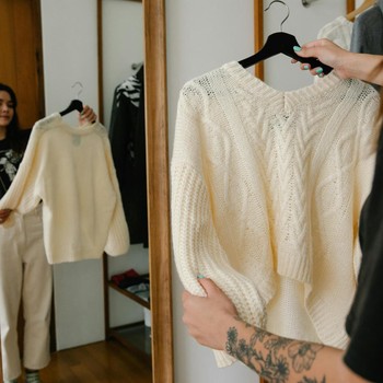 5 Alasan Baju Baru Harus Dicuci Sebelum Dipakai