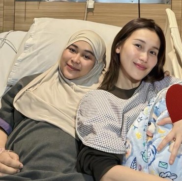 Adik Ayu Ting Ting Lahirkan Anak Ketiga