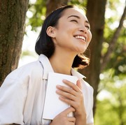 Jadi Kartini Modern, Perempuan Bisa Belajar Tenang dengan 4 Cara Ini