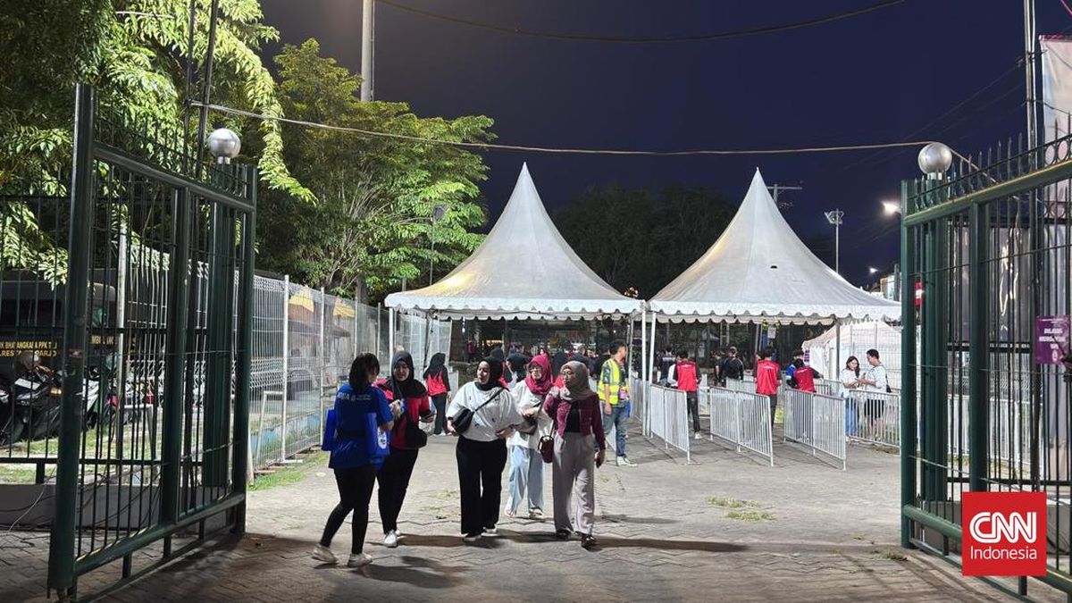 Ribuan Suporter Merahkan Gelora Delta Demi Indonesia Ke Semifinal