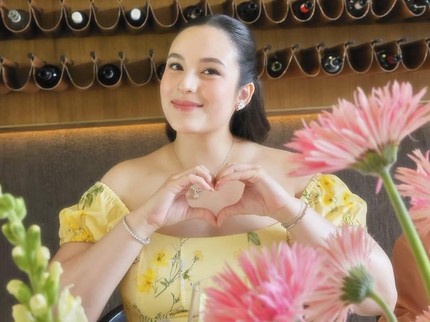 Chelsea Islan Gelar Baby Shower Kehamilan Bertema Pesta Musim Panas