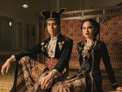 Kisah Asmara El Rumi dan Syifa Hadju: Dari DM hingga ke Pelaminan
