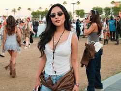 8 Gaya Fashion Selebritas Tanah Air Nonton Coachella 2026, Bohemian Style-Rodeo Glamor