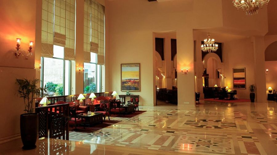 Hotel Serena di Islamabad menjadi letak perundingan tenteram Iran dan AS. Hotel mewah ini jadi saksi buntunya perundingan kedua negara, Senin (20/4/2026).