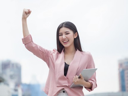 9 Ciri Kepribadian Orang Bermental Kuat dan Tangguh, Bunda Termasuk?