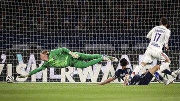 Kiper PSG Latihan Ekstrem Antisipasi Sepak Pojok Mematikan Arsenal