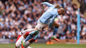 Hasil Liga Inggris: Man City Kalahkan Arsenal, Perburuan Juara Panas