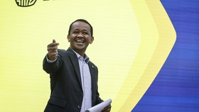 Menteri ESDM Bahlil Lahadalia menyampaikan keterangan saat konferensi pers terkait penemuan cadangan gas raksasa di Kementerian ESDM, Jakarta, Senin (20/4/2026). Menteri ESDM menyampaikan temuan tersebut berasal dari hasil eksplorasi sumur Geliga-1 d