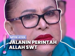 Video: Pernah Mimpi Meninggal Dunia, Mpok Atiek Semakin Rajin Beribadah 