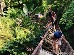 Proyek Mengganti Jembatan Melintir di Cibadak Sukabumi Dimulai