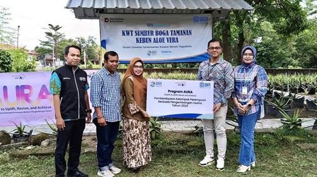 Semangat menjadi penggerak ekonomi terlihat dari para perempuan yang tergabung dalam Kelompok Wanita Tani (KWT) di Yogyakarta dalam mengembangkan lidah buaya.