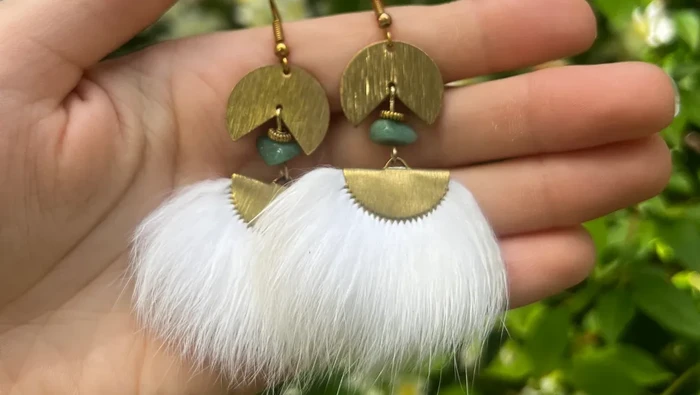 Larangan penjualan produk dengan bulu hewan yang dapat mengancam pengrajin kecil