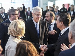 Prediksi Wenger: Man City Terpeleset, Arsenal Jadi Juara EPL