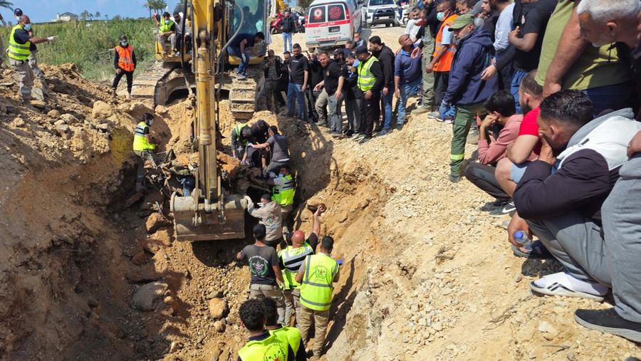 Drone Israel menghantam kota di selatan Lebanon. Peristiwa itu terjadi di tengah gencatan senjata 10 hari nan telah disepakati kedua negara, Senin (20/4/2026). (REUTERS/Marko Djurica)