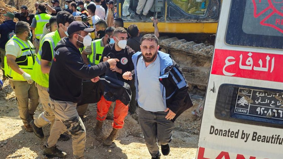 Drone Israel menghantam kota di selatan Lebanon. Peristiwa itu terjadi di tengah gencatan senjata 10 hari nan telah disepakati kedua negara, Senin (20/4/2026). (REUTERS/Stringer)