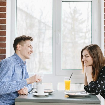 Bukan Paras Cantik, 5 Kualitas Langka Perempuan yang Berkesan Bagi Pria Menurut Ilmu Psikologi