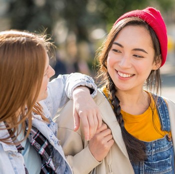 6 Cara Mengenali Perempuan Berhati Lembut dan Bijaksana dari Kebiasaan Sehari-harinya