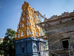 Gereja di Jerman Kosong, Kuil-Masjid-Sinagoge Baru Bermunculan
