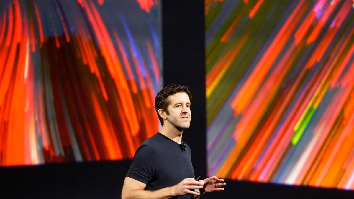 Apple Ganti CEO, Tunjuk Insinyur Pembuat iPhone Jadi Bos Baru